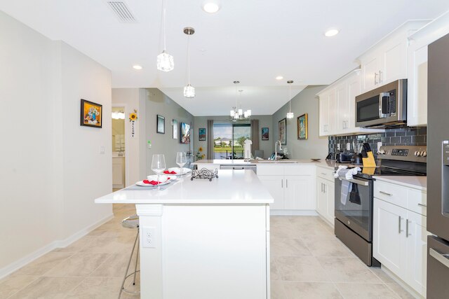 スタニング 2 ベド アプトン クロース トゥ  ディズニー ストーリー レイク 105 3171