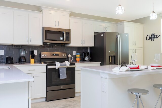 スタニング 2 ベド アプトン クロース トゥ  ディズニー ストーリー レイク 105 3171