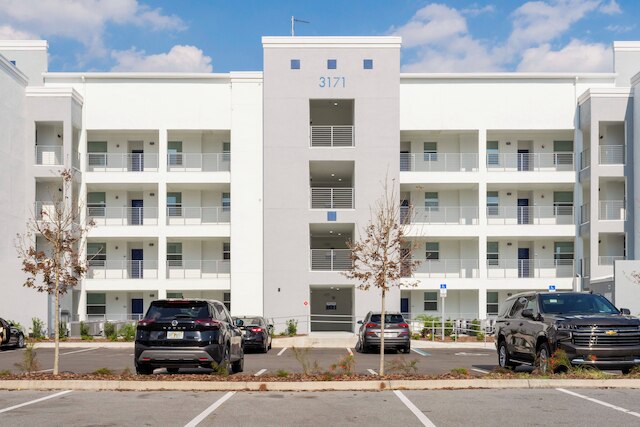 スタニング 2 ベド アプトン クロース トゥ  ディズニー ストーリー レイク 105 3171