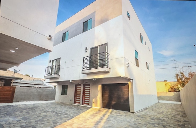 モダン・ホームステイ