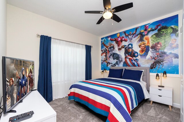 ラグジュリアス ファミリー フレンドリー  5 ベッド 12 ゲスト W スクリーンド プール クロース トゥ  ディズニー