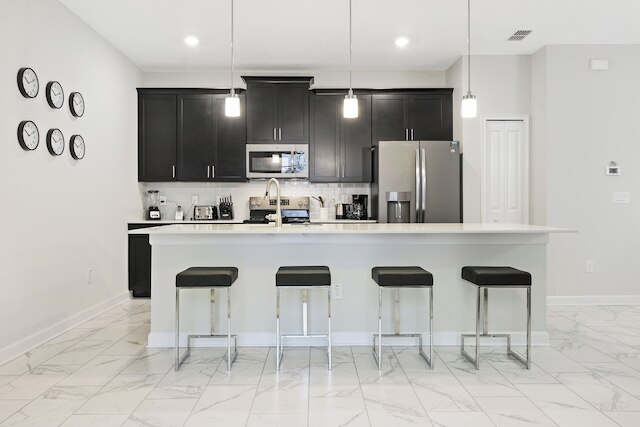 フォー ベッドルームズ W プール タウンホーム 4841