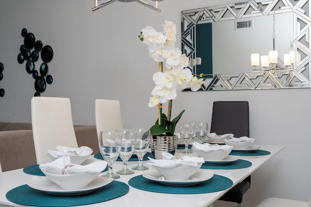 ゴージャス  2 ベッドルーム  アパートメント クロース トゥ  ディズニー 305 3191