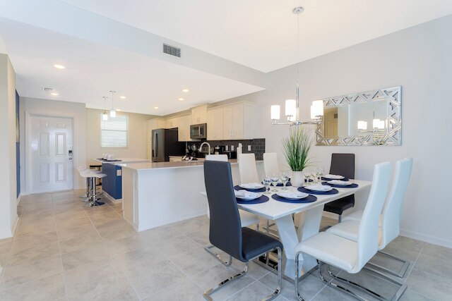 スタニング  2 ベッドルーム  アパートメント クロース トゥ  ディズニー 304 3191