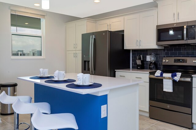 スタニング  2 ベッドルーム  アパートメント クロース トゥ  ディズニー 304 3191