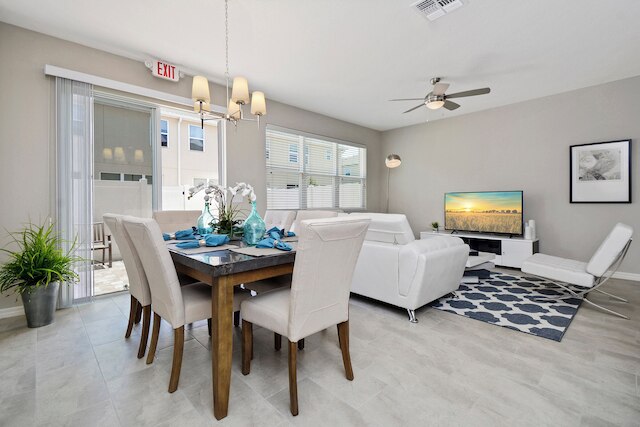 スタニング 4 ベッド W ゲームルーム クロース トゥ ディズニー 5110