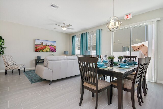 フォー ベッドルーム スリープス 10 W ゲームルーム 5152A