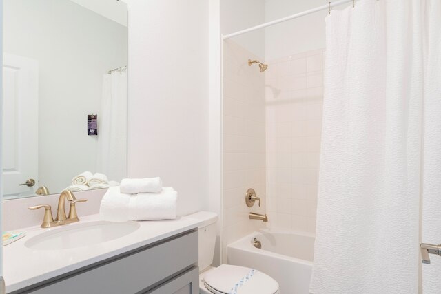 スタニング ファミリー フレンドリー  5  ベッド W プール クロース トゥ  ディズニー ストーリー レイク 4242