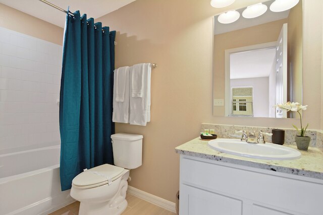 フォー ベッドルームズ タウンホーム コンパス ベイ リゾート 5130