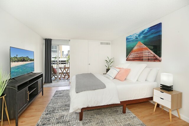 オアフ トレードウィンズ プラザ 601 コンド