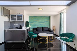 ビューティフル ビュー  8フロア ロフト  アパートメント イン アティナ