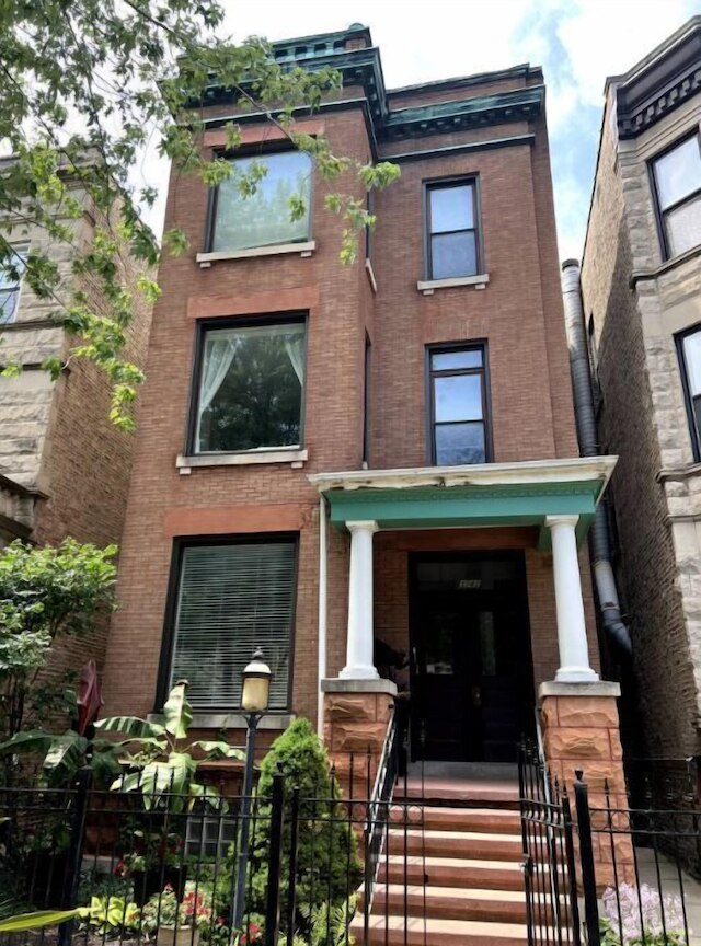 フリーモントストリートゲストハウス