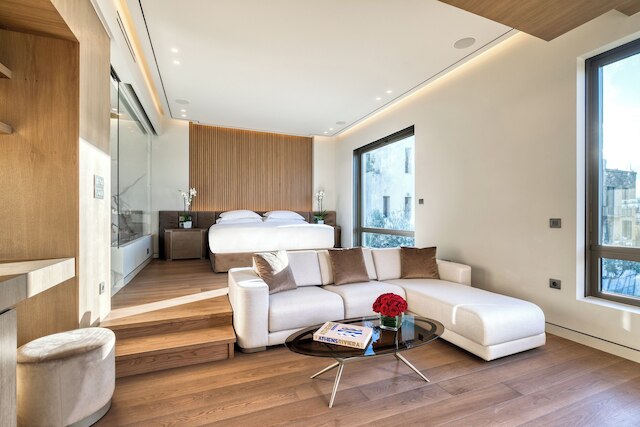 ザ・ワン・アクロポリス