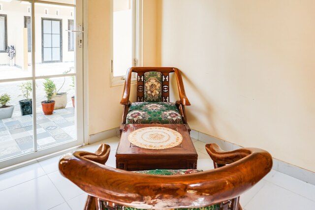 OYO ライフ 91569 オマ ウィジャヤ クスマ シャリア