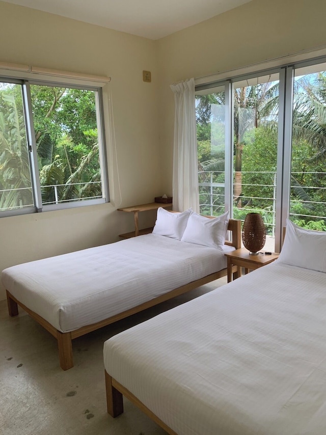 Blue Cave Hotel in Green