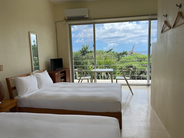 Blue Cave Hotel in Green