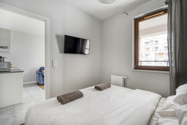 ワルシャワナイトアパートメンツグジボウスカ