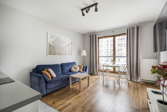 ワルシャワナイトアパートメンツグジボウスカ