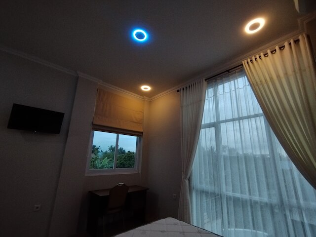 サイラホテルダンホームステイシャリア