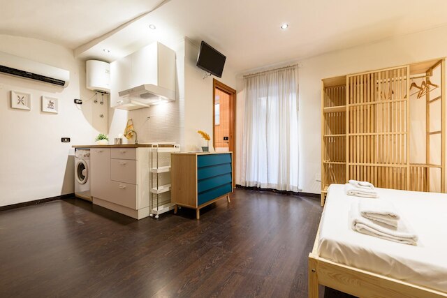 ヴィア ドゥオーモ 196 イン ナイプルズ