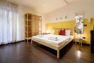 ヴィア ドゥオーモ 196 イン ナイプルズ