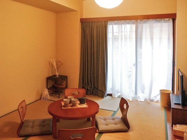 サンモールクレスト 202