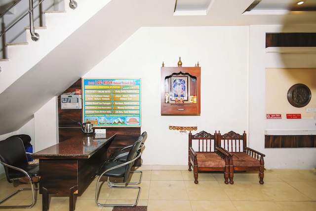 ホテルラヴクシュデラックス