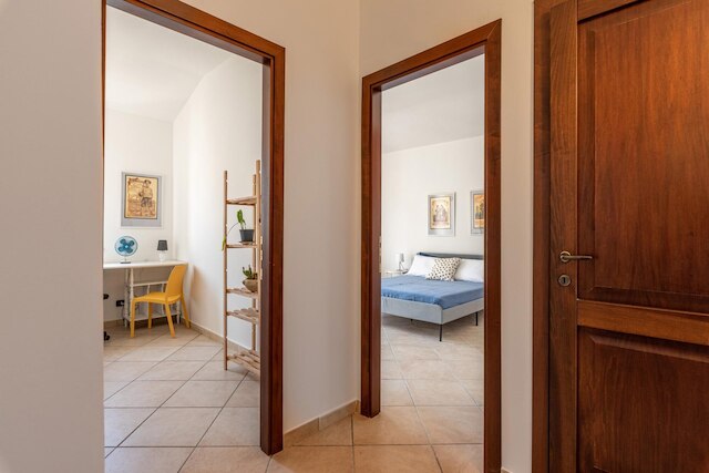 ザ テラス ビハインド ザ カテドラル バイ ワンダフル イタリー