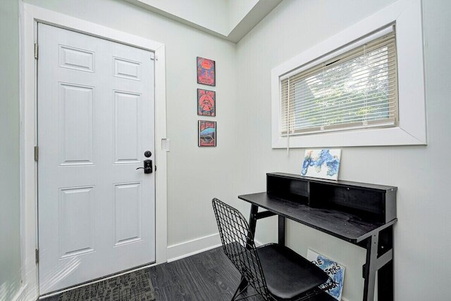 インディ ハウス オブ ミュージック - ファウンテン スクエア