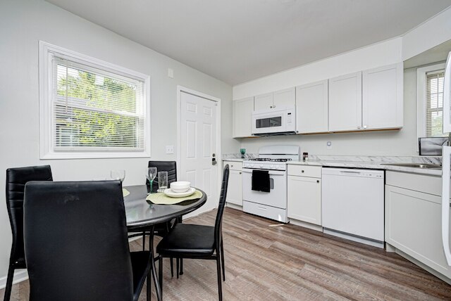 ナチュリスタ シティ ゲッタウェイ - インディアナポリス