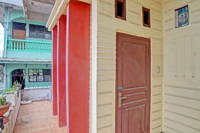 ホテル O オナシス シャリア イン