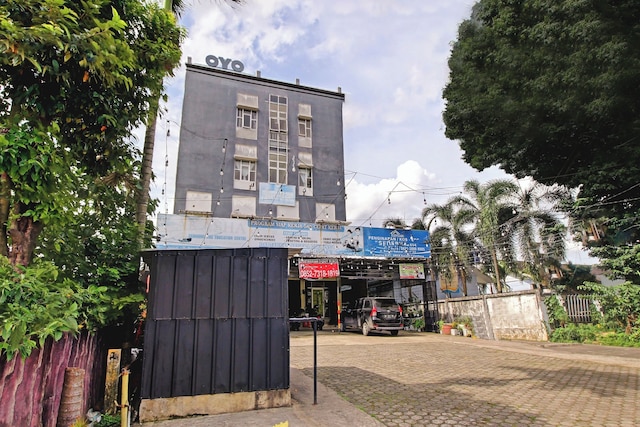 OYO  90226 ペンギナパン セデーハナ シャリア