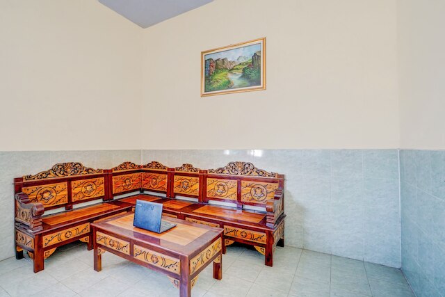 ホテル O スラバヤ ニア ユニバーシタス エアランガ フォーマリー ケルタジャヤ レジデンス スラバヤ