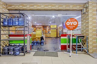 ホテル O ジャスミン 999