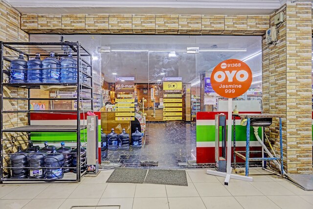 ホテル O ジャスミン 999