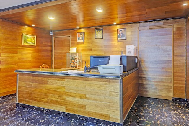 ホテル O ジャスミン 999