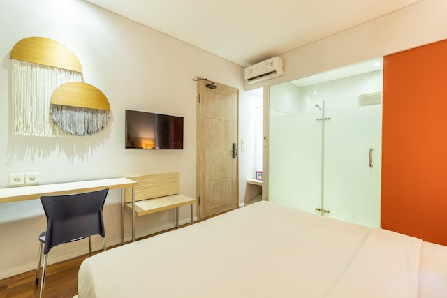 コーブ・レナタ・スミニャック