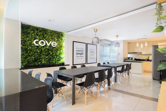 コーブビラ・セノパティ