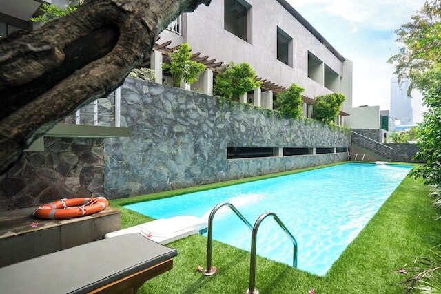 コーブビラ・セノパティ