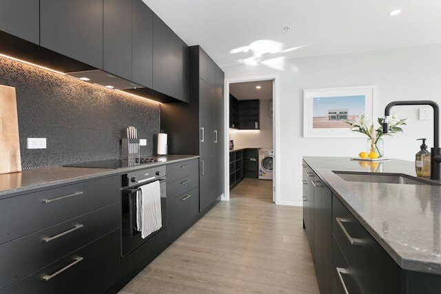 スーパーシティフリンジペントハウス