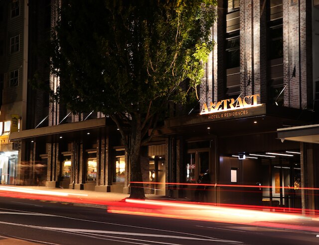 アブストラクト ホテル