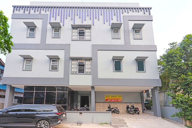 OYO  92585 スマイレー 999