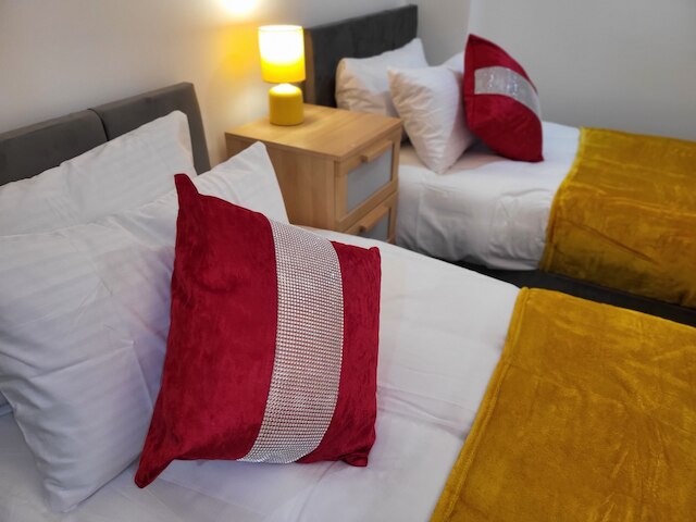 ラグジュアリー リバー ビュー 2 ベッド アパートメント  WiFi ガーデン リバー