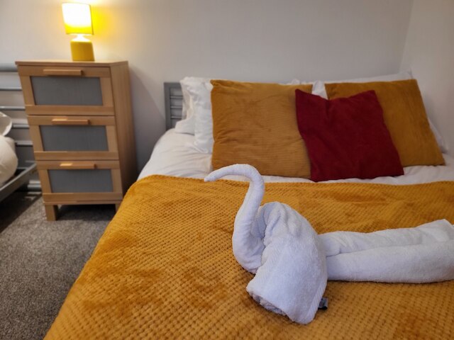 ラグジュアリー リバー ビュー 2 ベッド アパートメント  WiFi ガーデン リバー