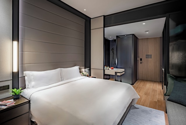 フレイザーレジデンス川沿いの散歩道