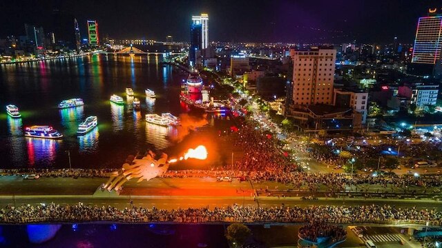 マイ ケ ビーチ 3 ベッドルームズ アパートメント