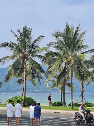 マイ ケ ビーチ 3 ベッドルームズ アパートメント