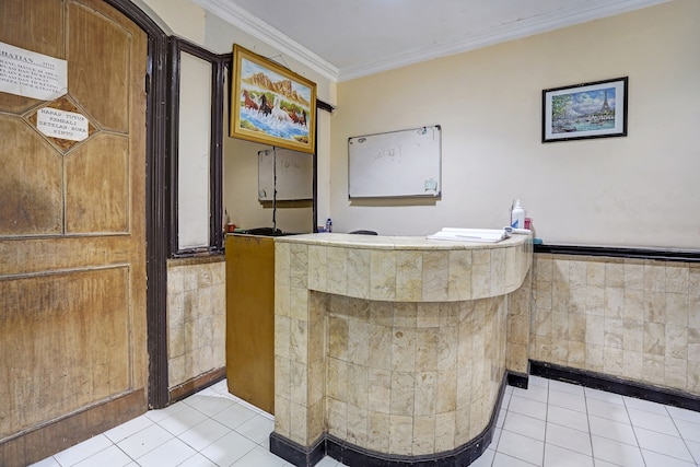 スポット オン 90147 ゴセパ アンベンガン プラザ