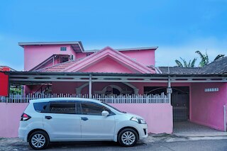 ホテル O スルタン ホームステイ シャリア 3