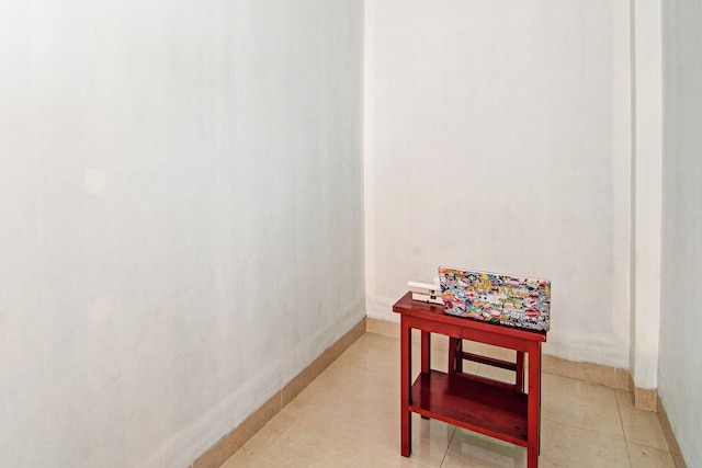 ホテル O ポンドク アングレック シャリア